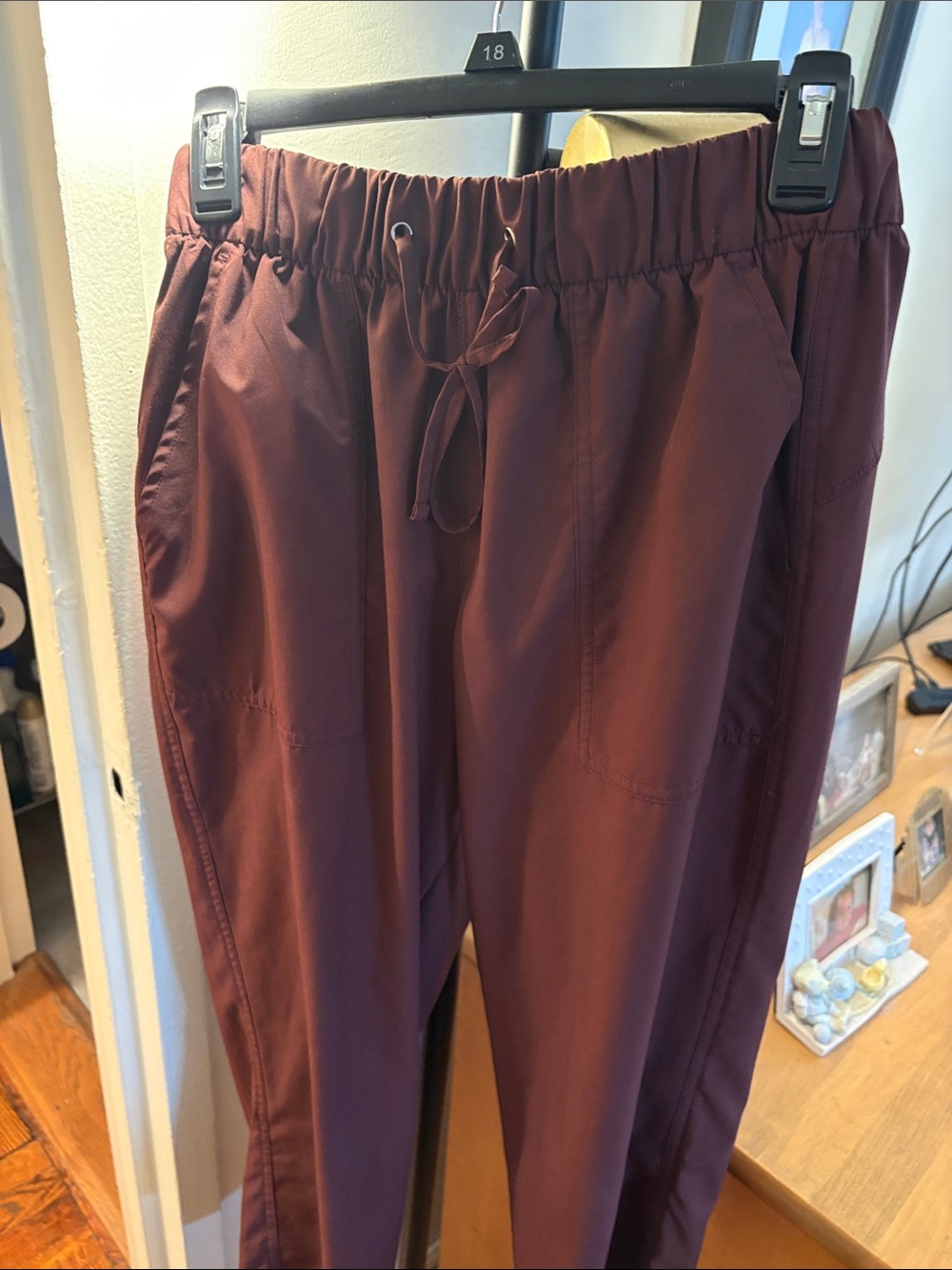 Women’s Drawstring Casual Pants - Burgundy